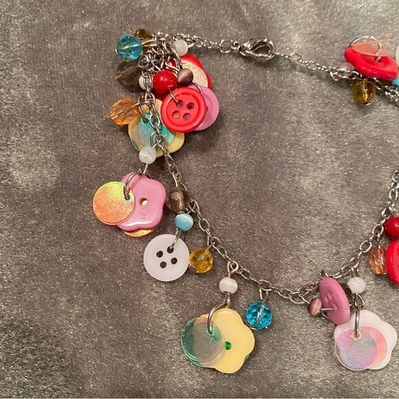 BOUTIQUE Button Charm Bracelet - Picture 2 of 5